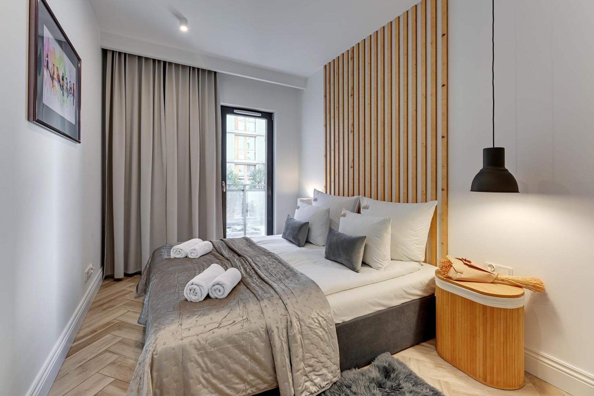 Aura III Apartments & Free Parking By Downtown Apartments Gdansk Room photo